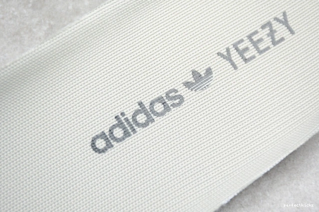 350 Adidas AQ2660 Moonrock Yeezy Boost 0713